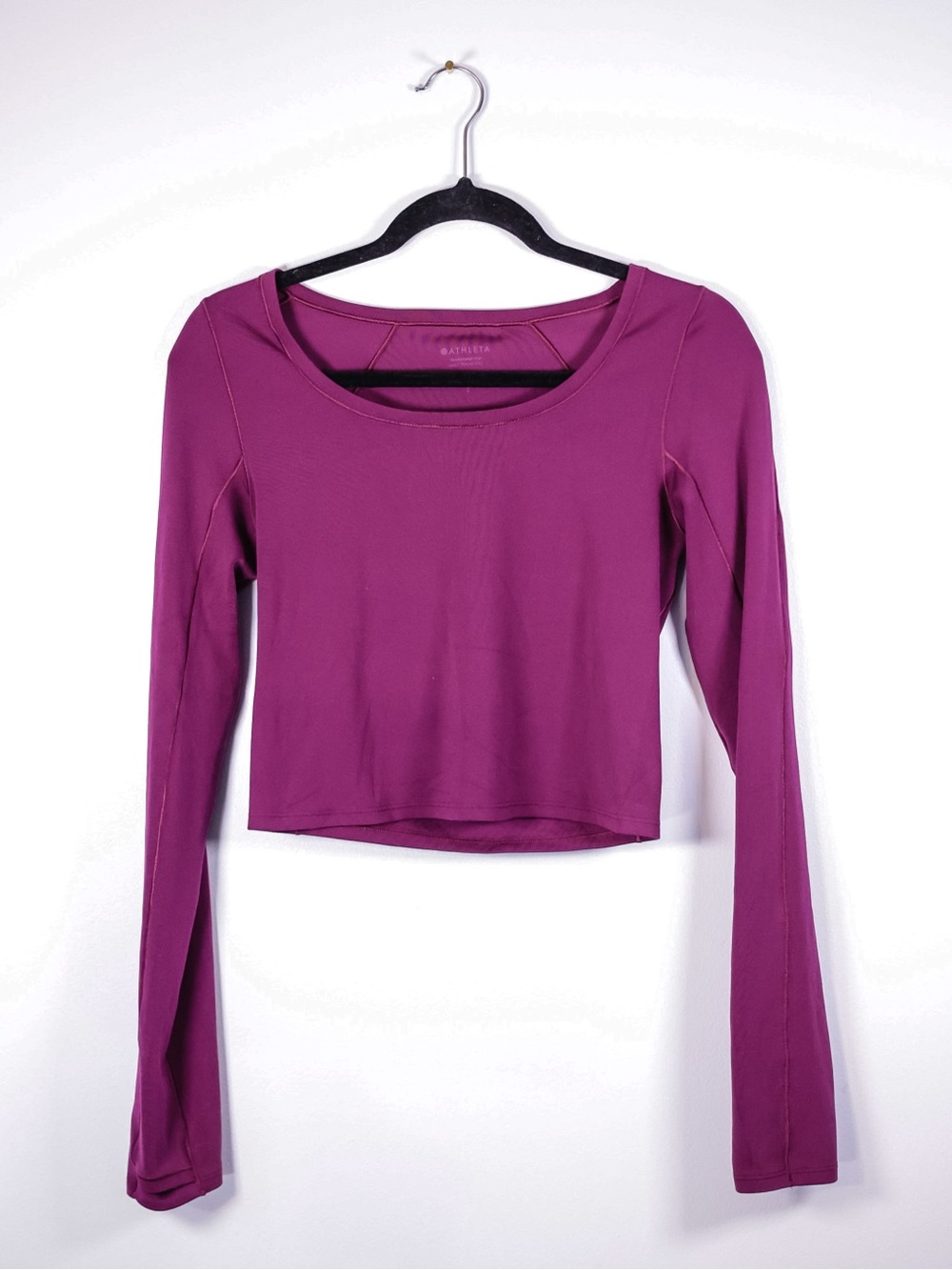 Athleta Transcend Long Sleeve Crop Top Purple Plum Thumbholes S